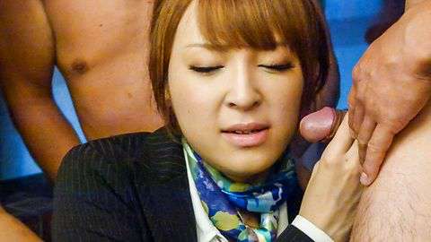 [亞洲無碼] 十二月新流出高校女厕后拍学妹尿尿唱着歌进来的眼镜精神小妹把隔壁闺蜜逗笑了[116 MP4 599MB]