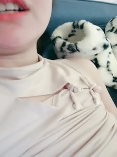 男子婚内出轨，楼下和小三吵架吓出一身冷汗