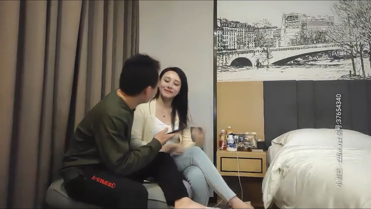 我的小茓会夹人,微胖可爱OO後妹子闺房秘事,小茓超嫩,超粉,会主动张嘴