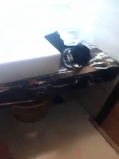 FC2PPV 4799765 18岁皮肤白晢身材苗条的店员被巨根抽插高潮喷水