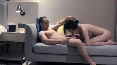 AI换脸杨幂清纯小妖精饥渴难耐，勾引隔壁大叔寻求疼爱