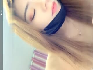 大学校区女生厕所偷拍实录 清纯学生妹集体撒尿私密合集