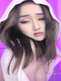 EKDV794 【4K】单身赴任的目的地是乡下小镇 被附近住着性欲旺盛的离婚美女的迷人容貌所迷惑，我多次内射她 凤みゆ凤みゆ凤みゆ