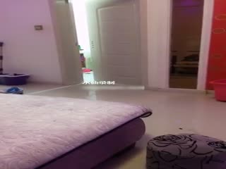 FC2 4729702 322_【谁家姑娘肯定怀孕了！】Quarter 俄罗斯x日本 素人妹独自取下避孕套，进行野性性爱！出道即连续3次中出！大量精液从她剃光的阴户溢出！ 19岁JD1小琴酱 第1话【海外版】