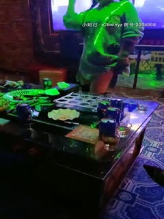 女朋友这种东西不就是用来和朋友分享的吗？