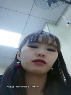 父女乱伦18女儿被内射未婚先孕，没钱买奶粉 无套怀着身孕下海赚钱