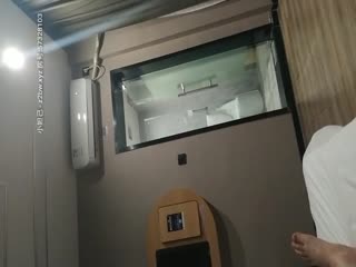 fc2ppv 4713155 Toketsu復活 再次被刪除！呢由著名的YouTuber AllMunkin 的合作項目，由 全裸體導演Katsura 拍攝！導演Muranishi？不，導演Katsura ！真正的處女3P照片，第130張原始個人鏡頭