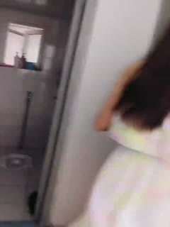 越南极品反差婊 网红学生妹 被脏辫黑人后入无套爆操 主动骑乘浪叫连连 沦落为鸡巴套子！