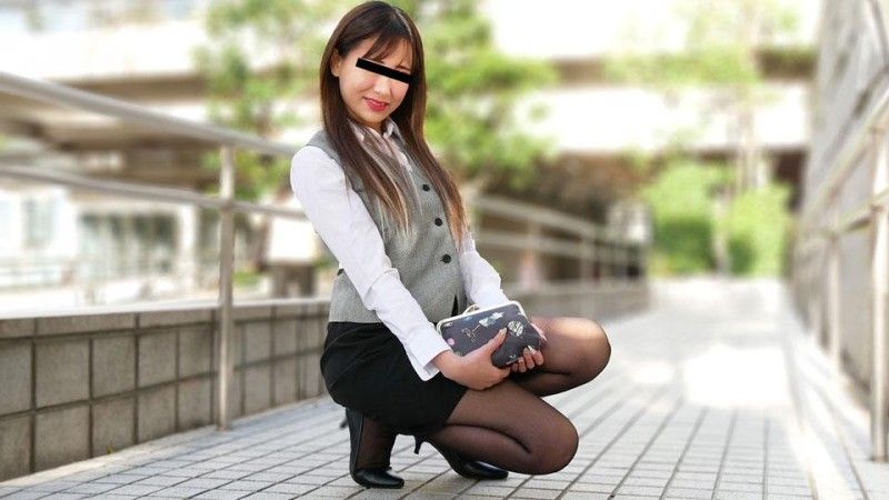 淫贱人妻女僕装被黑屌开发 还露出陶醉神情