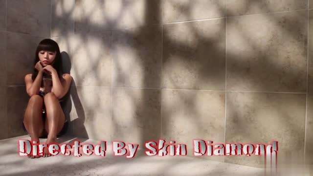 广州【晴晴】05年生才19岁的美腿骚货萝莉【身份证为证】没想到00后已经玩的这么开 嗨了！自慰啪啪 野外大胆露出