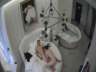 [有碼] [MP4 1.57G] [中文字幕] MFYD022 肌肉性慾大爆發！最佳身材比賽隔天的緊繃身材連續中出無止盡的性愛！